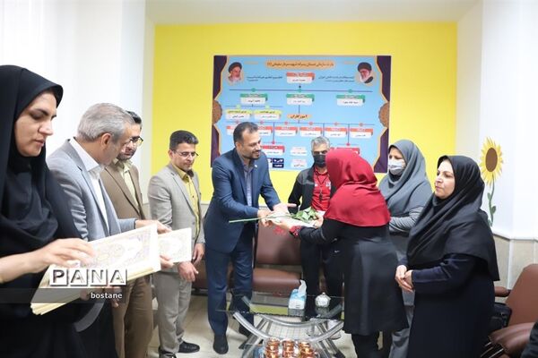 تجلیل مدیرکل میراث فرهنگی خراسان جنوبی  از معلمین بیرجند