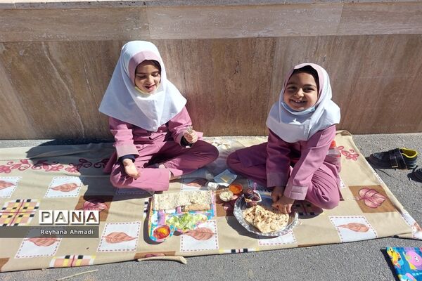 برگزاری صبحانه سلامت در دبستان بوستان شهرستان بن