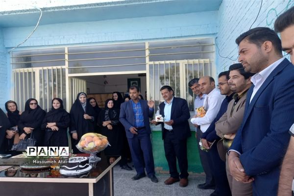 بزرگداشت مقام معلم در دبیرستان کیان خاتم