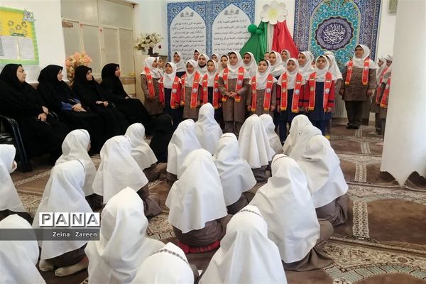 بزرگداشت مقام معلم در مدرسه شهید حسین زارع زاده مهریز