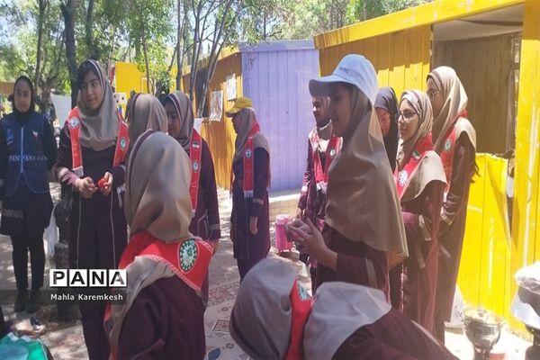 بازدید رئیس سازمان دانش‌آموزی فارس از اردوی تشکیلاتی دانش‌آموزان پیشتاز ناحیه چهار
