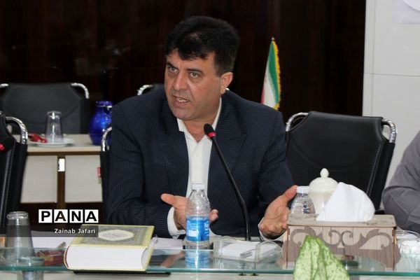 جلسه ستاد ثبت‌نام آموزش و پرورش استان بوشهر