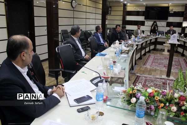 جلسه ستاد ثبت‌نام آموزش و پرورش استان بوشهر