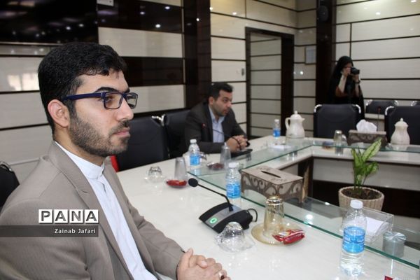 جلسه ستاد ثبت‌نام آموزش و پرورش استان بوشهر