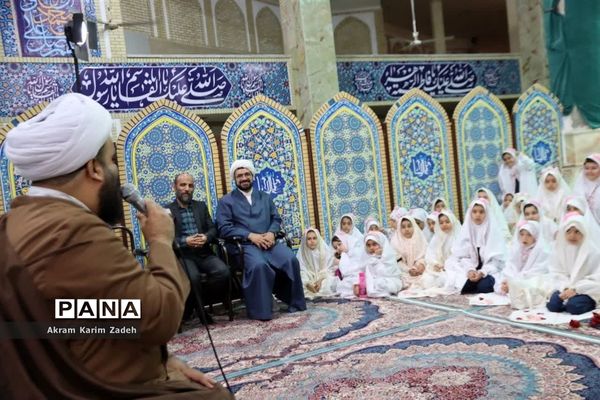 جشن تکلیف دانش‌آموزان پایه سوم مدارس شهرک واوان در اسلامشهر