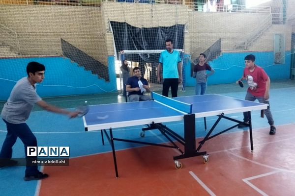 مسابقات تنیس روی میز پسران به‌مناسبت هفته معلم در کهریزک