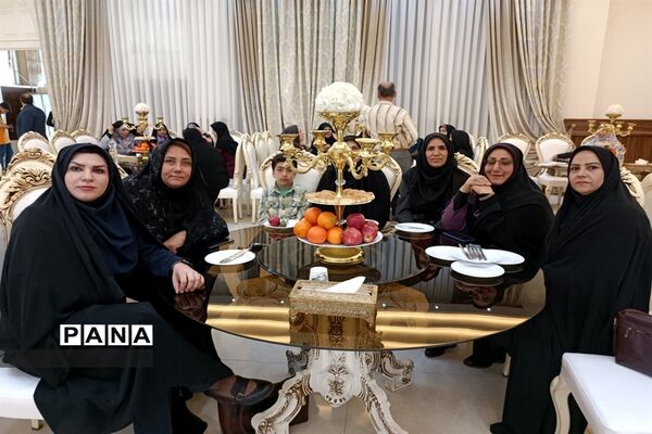 آیین تجلیل از معلمان نمونه شهرستان ملارد