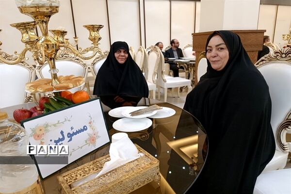 آیین تجلیل از معلمان نمونه شهرستان ملارد