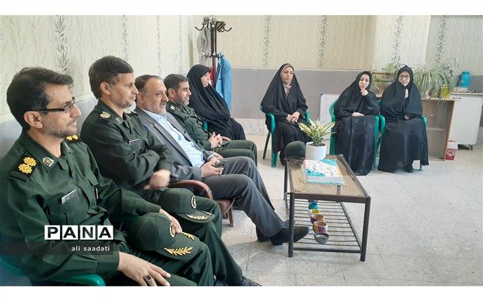 با بهره‌برداری از پروژه شهید باهنر کلات دیگر هیچ مدرسه دو نوبته‌ای در شهرستان نداریم