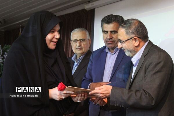 آیین گرامیداشت مقام معلم ساری
