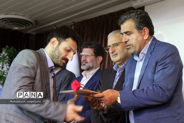 آیین گرامیداشت مقام معلم ساری