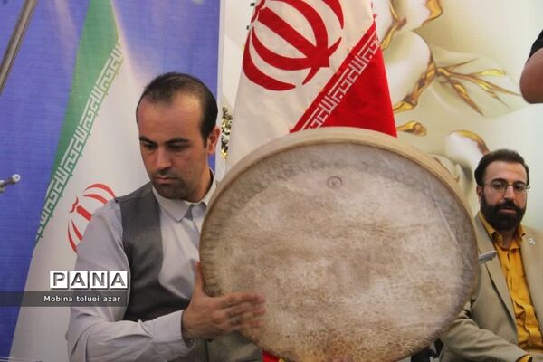 همایش سپاس معلم در ناحیه یک بهارستان