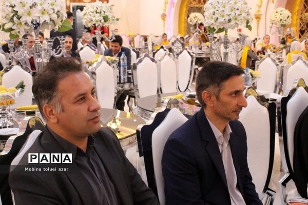 همایش سپاس معلم در ناحیه یک بهارستان