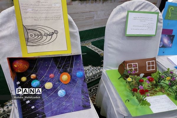 نمایشگاه دست‌سازه‌های مرتبط با قرآن در دبیرستان شهید قویدل