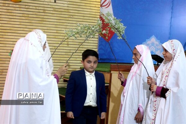 همایش گرامیداشت مقام معلم در نور