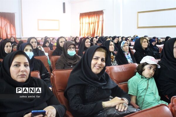 همایش گرامیداشت مقام معلم در نور