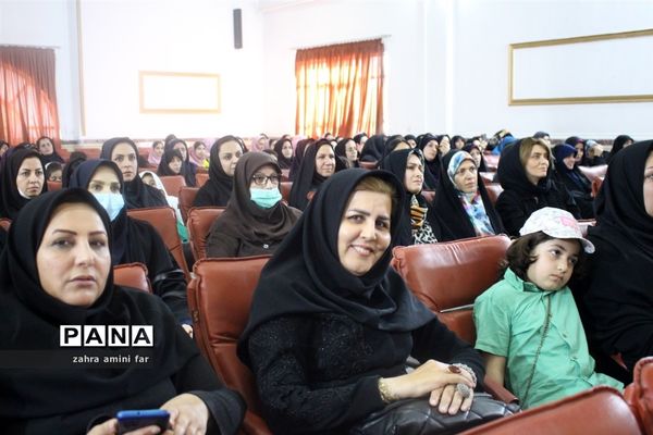 همایش گرامیداشت مقام معلم در نور