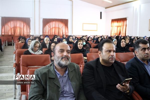 همایش گرامیداشت مقام معلم در نور