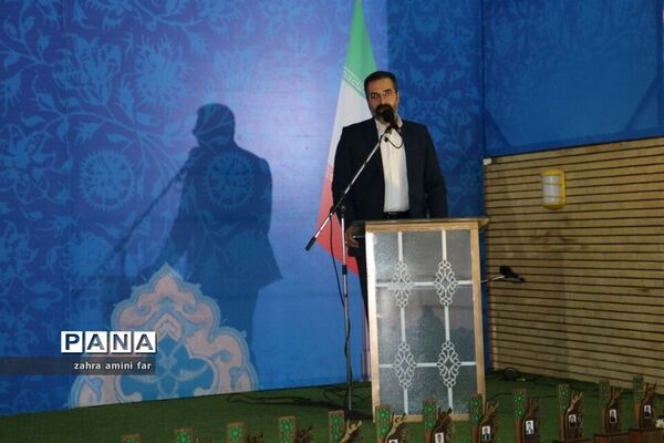 همایش گرامیداشت مقام معلم در نور