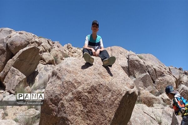 اردوی پسران ورزشکار دبستان پسرانه شهید خرّم نژاد ناحیه یک