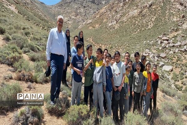 اردوی پسران ورزشکار دبستان پسرانه شهید خرّم نژاد ناحیه یک