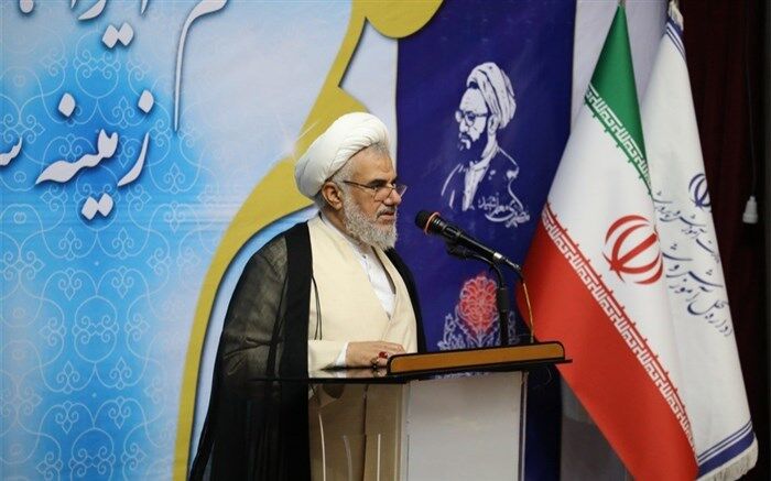 اخلاق حرفه‌ای برای معلم یک ضرورت انکارنشدنی است