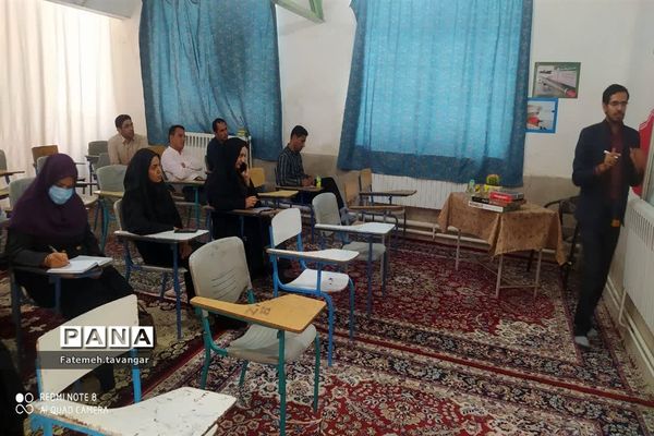 برگزاری کارگاه بازی‌های فکری در مروست