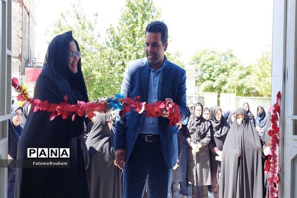 مراسم افتتاحیه نمایشگاه مشاغل خانگی بانوان خلیل‌آباد