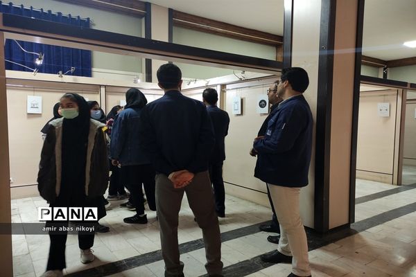 افتتاحیه نمایشگاه توانمندی‌های دانش‌آموزان رشته گرافیک هنرستان امیرکبیر ناحیه یک ساری