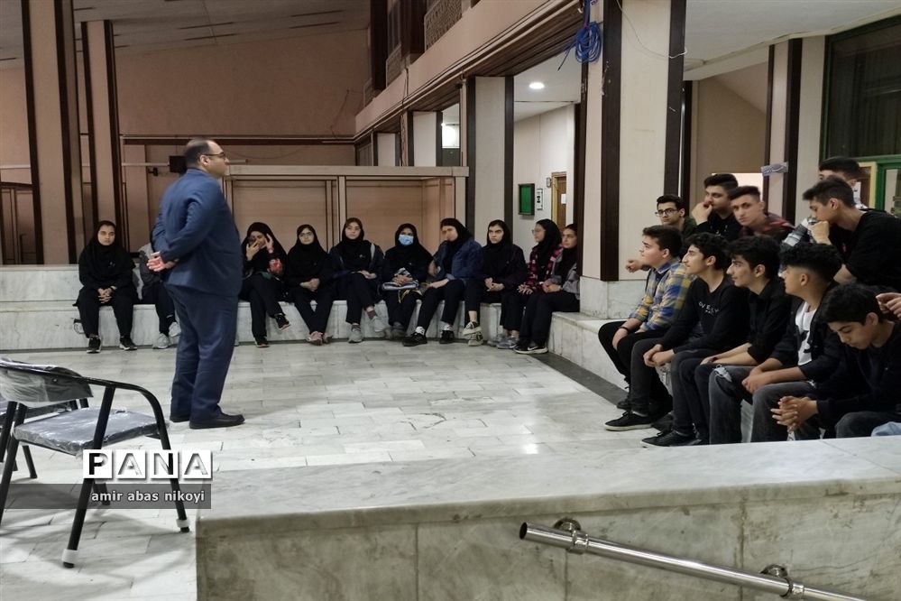 افتتاحیه نمایشگاه توانمندی‌های دانش‌آموزان رشته گرافیک هنرستان امیرکبیر ناحیه یک ساری