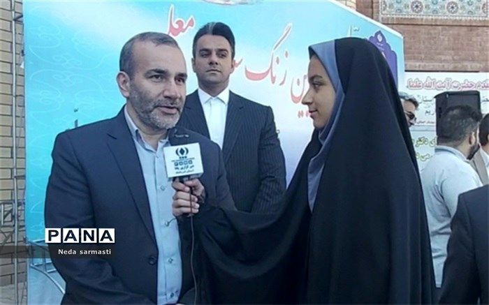 زنگ سپاس معلم در کرمانشاه طنین انداز شد/فیلم