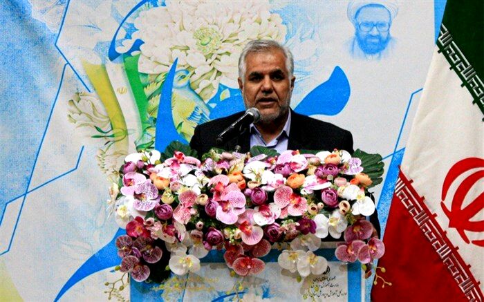 هفته بزرگداشت مقام معلم فرهنگ تقدیر از متولیان تعلیم و تربیت را نهادینه می‌کند