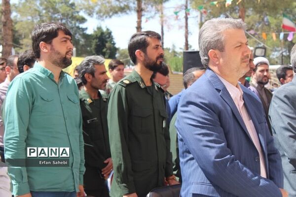 آیین استانی زنگ سپاس معلم در سمنان