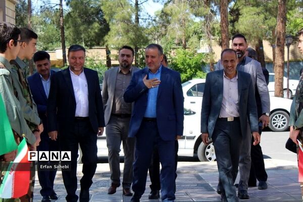 آیین استانی زنگ سپاس معلم در سمنان