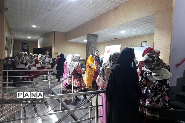 آغاز به کار چهل و یکمین جشنواره فرهنگی هنری دانش‌آموزان خراسان رضوی