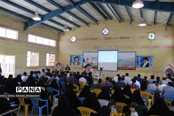 مراسم پاسداشت مقام معلم در ویسیان