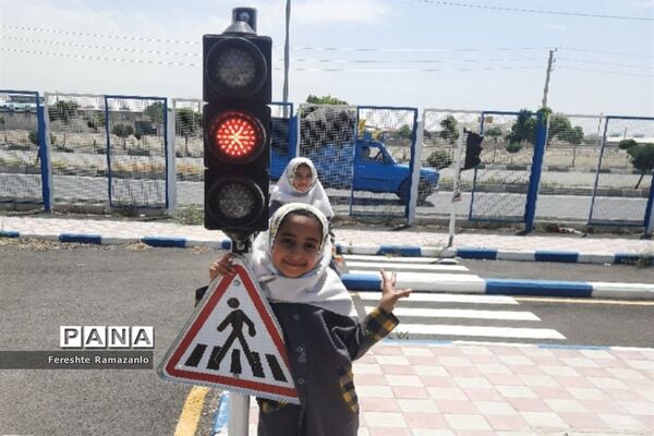 بازدید دانش‌آموزان ملارد از پارک ترافیک ملارد