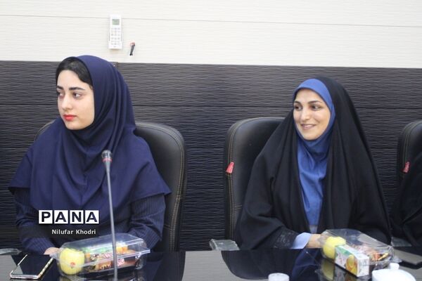 تقدیر از معلمان و مدیران نمونه آموزش و پرورش استثنایی استان بوشهر