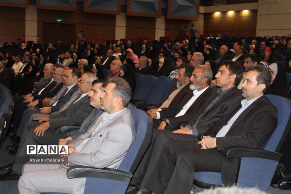 همایش تجلیل از معلمان نمونه شهر تهران «معلم هادی تربیت»