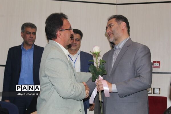 همایش تجلیل از معلمان نمونه شهر تهران «معلم هادی تربیت»