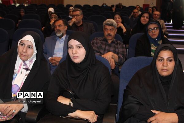 همایش تجلیل از معلمان نمونه شهر تهران «معلم هادی تربیت»
