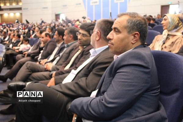 همایش تجلیل از معلمان نمونه شهر تهران «معلم هادی تربیت»