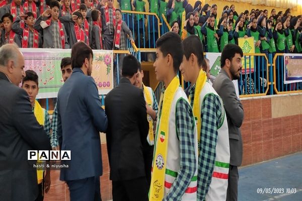 مانور تشکیلاتی سازمان دانش‌آموزی جهرم و اختتامیه المپیاد رویش