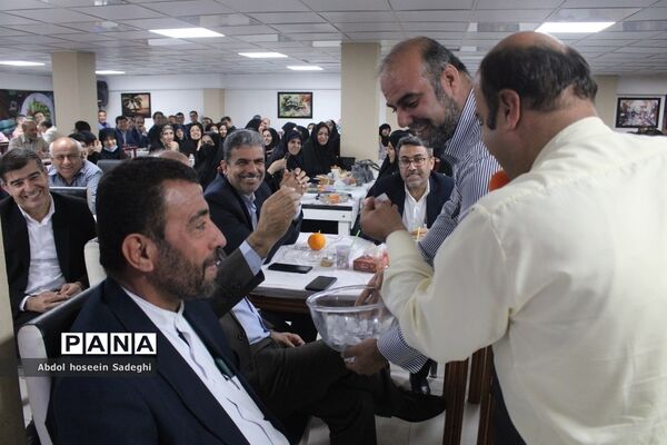 جشن گرامیداشت مقام معلم ویژه همکاران اداره کل آموزش و پرورش استان بوشهر