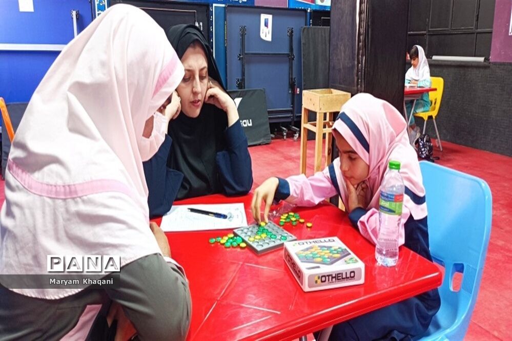 برگزاری مسابقات بازی‌های فکری دانش‌آموزان دختر مقطع ابتدایی استان فارس