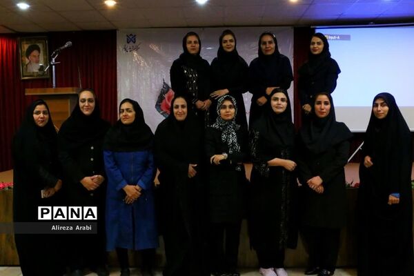 تقدیر از استادان مرکز آموزش عالی کاشمر