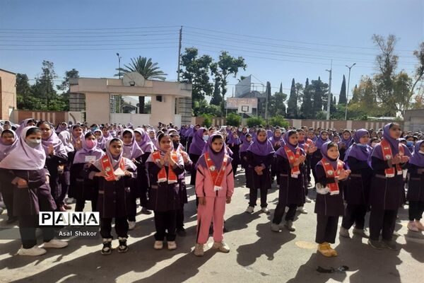آموزش مهارت‌های تشکیلاتی به دانش‌آموزان دبستان دخترانه معارف6 ناحیه 3 شیراز