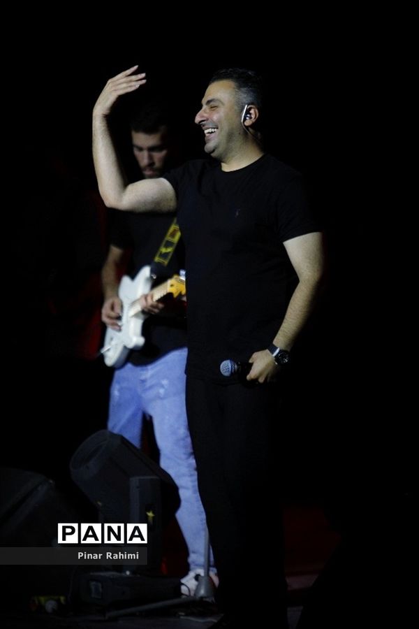 کنسرت علیرضا طلیسچی در تبریز