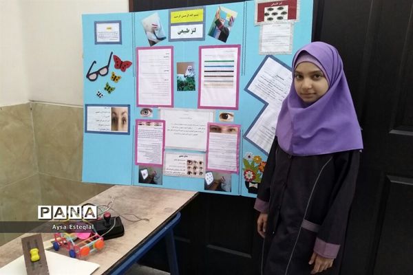 برگزاری نمایشگاه طرح جابربن حیان در دبستان معارف 6 ناحیه 3 شیراز