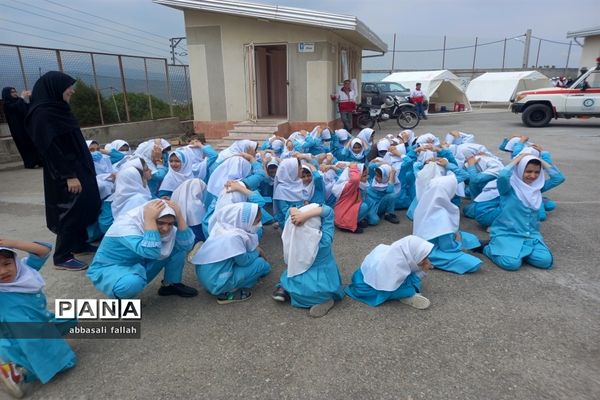 برگزاری مانور زلزله در روستای مهدیرجه گلوگاه